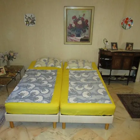 Apartment Paradiso
